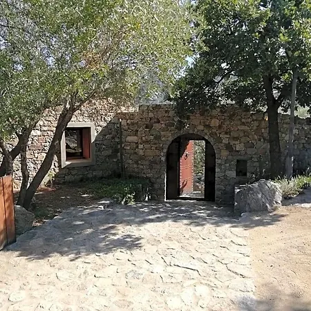 Clos Olivella Bed & Breakfast Monticello